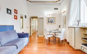 Elegant Apartment Rome